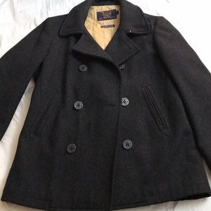 Gorgeous men’s wool j crew peacoat.
